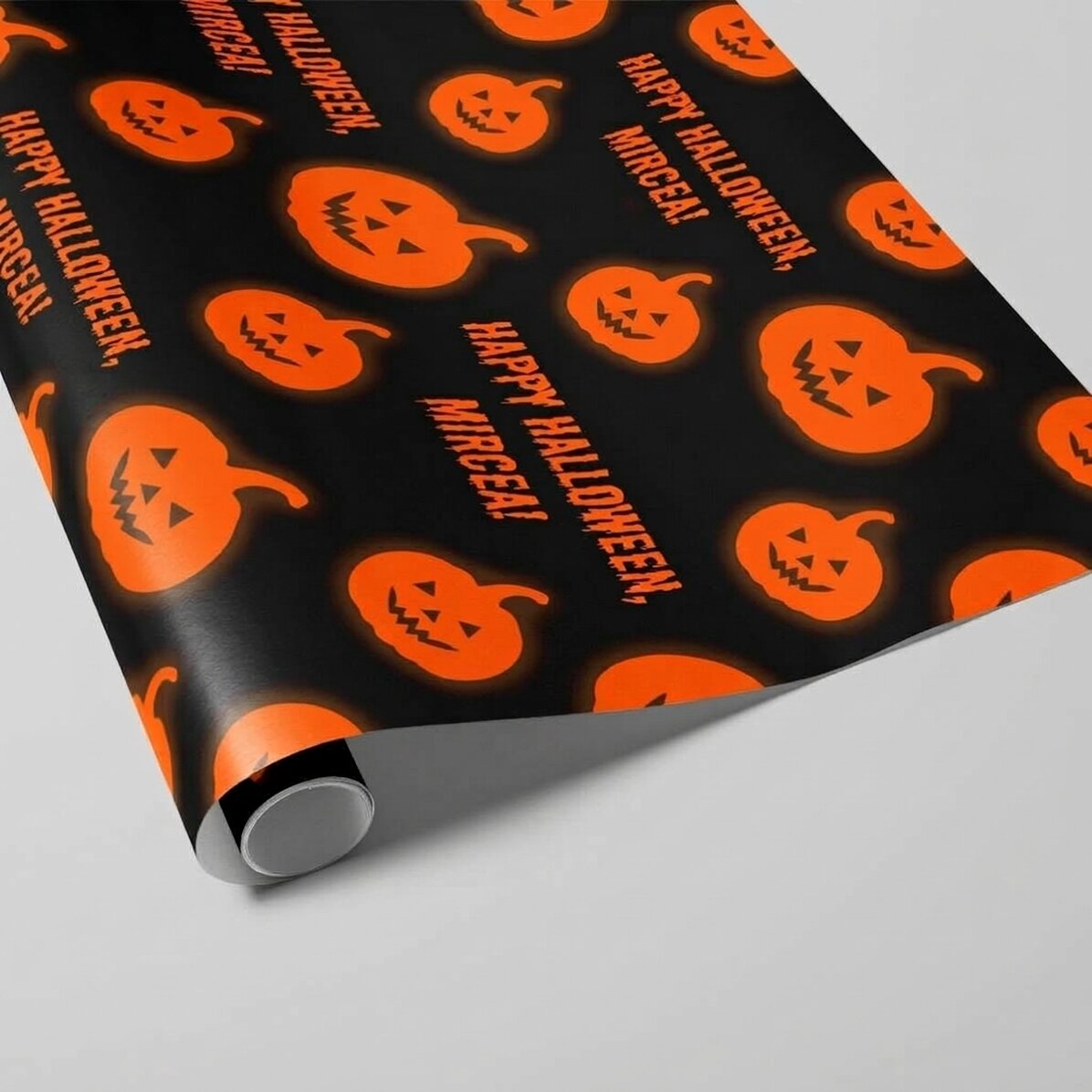 Gepersonaliseerd cadeaupapier met tekst - Happy Halloween!