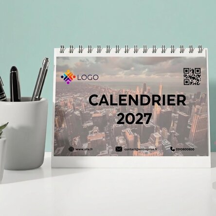 Calendrier de bureau personnalisé avec logo, photos, texte et code QR