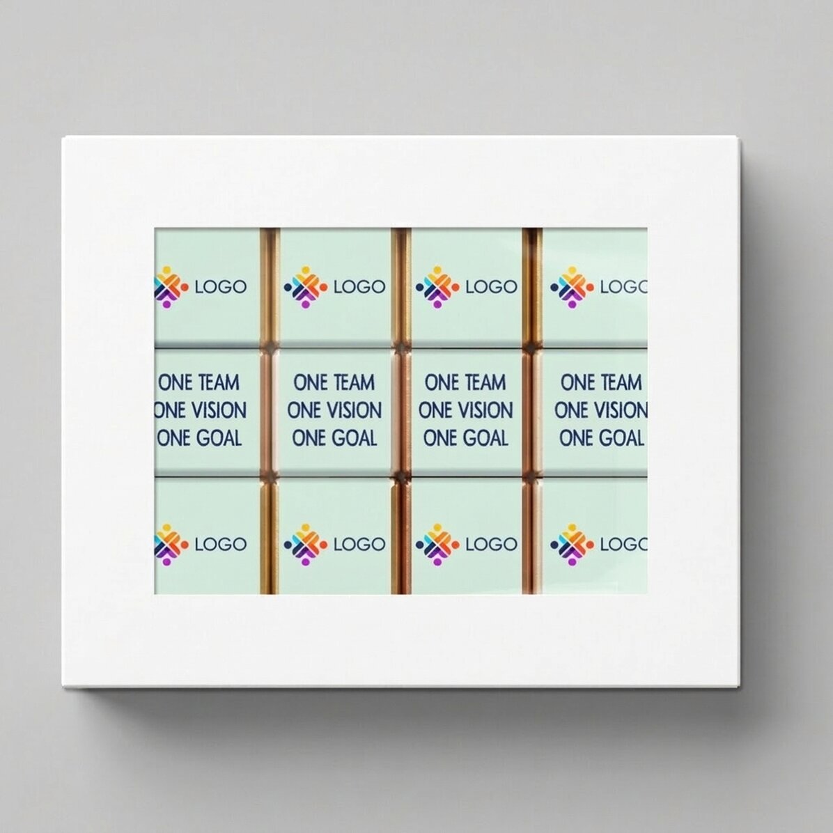 Geschenkdoos met 12 mini-chocoladehapjes, gepersonaliseerd met logo en boodschap