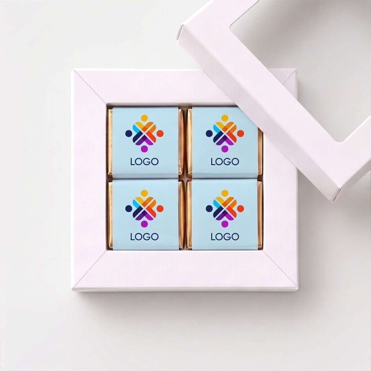 Geschenkdoos met 4 mini-chocoladehapjes, gepersonaliseerd met logo