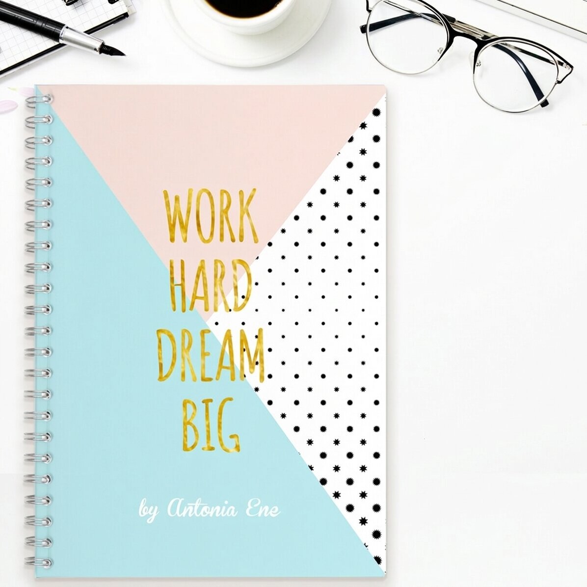 Gepersonaliseerd notitieboekje - Work Hard, Dream Big