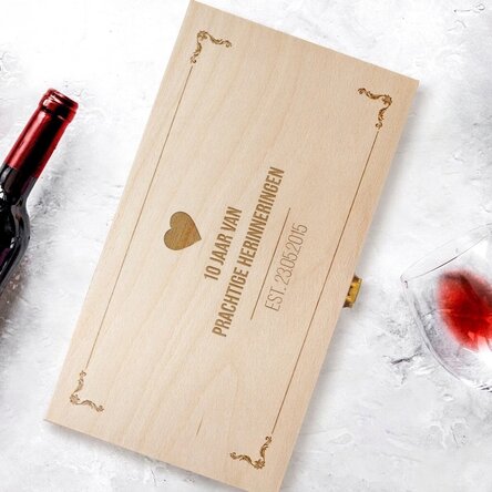 Gepersonaliseerde wijnkist voor twee flessen - Years Of Memories