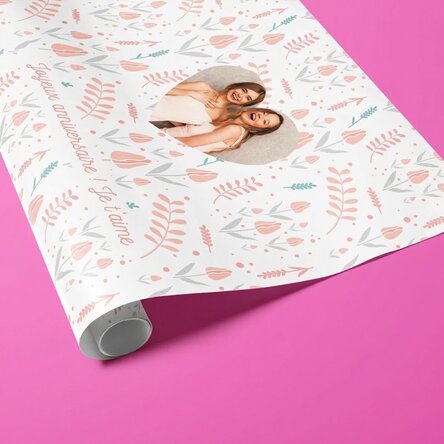 Papier d'emballage cadeau personnalisé avec une photo et un texte - Spring