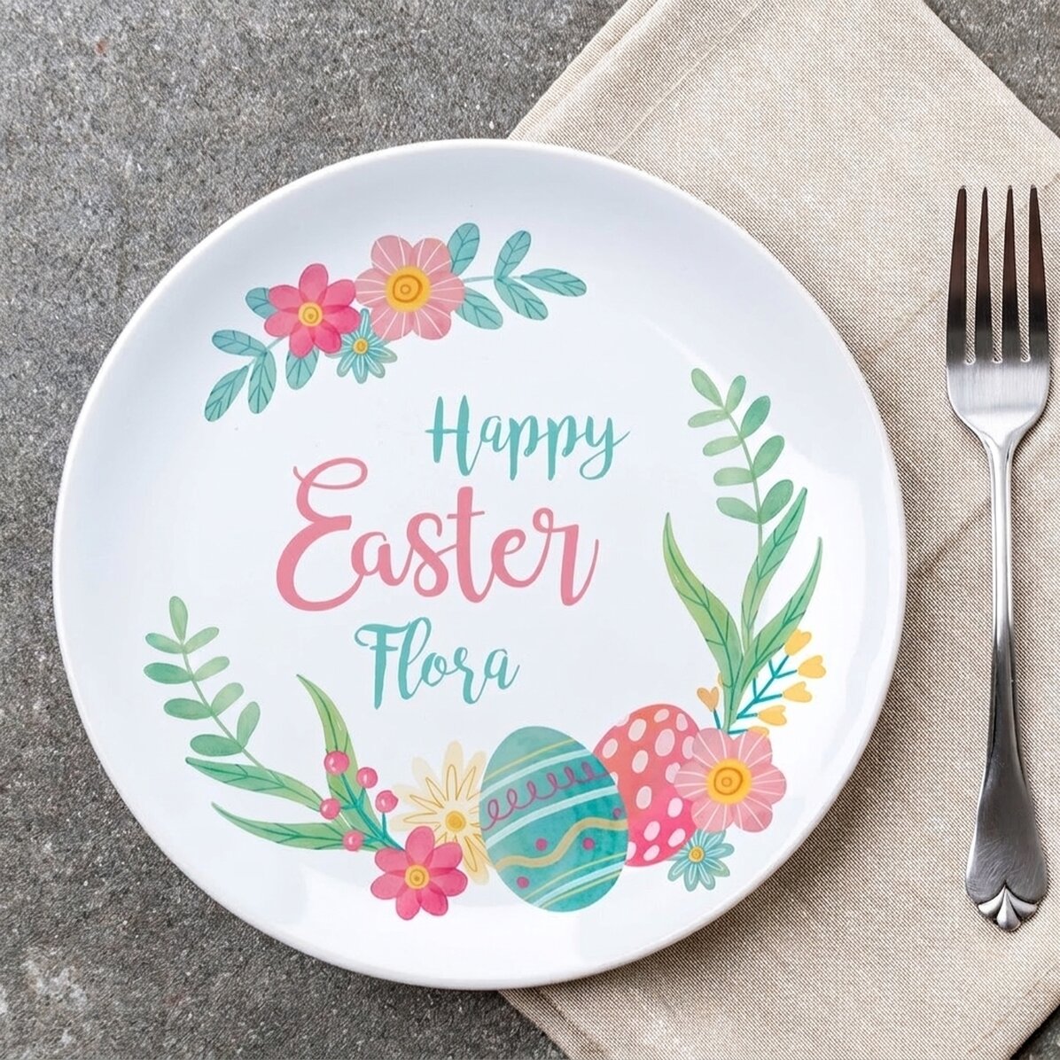 Assiette personnalisée avec le texte « Happy Easter ! »