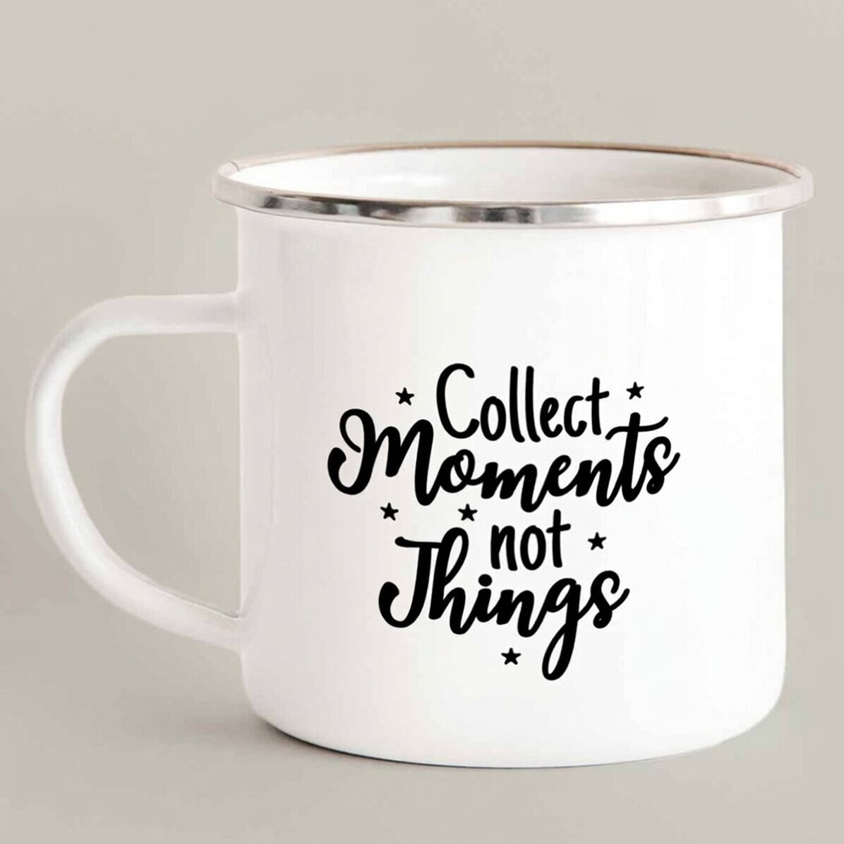 Tasse en métal émaillée personnalisée avec une photo - Collectionnez des moments, pas des objets