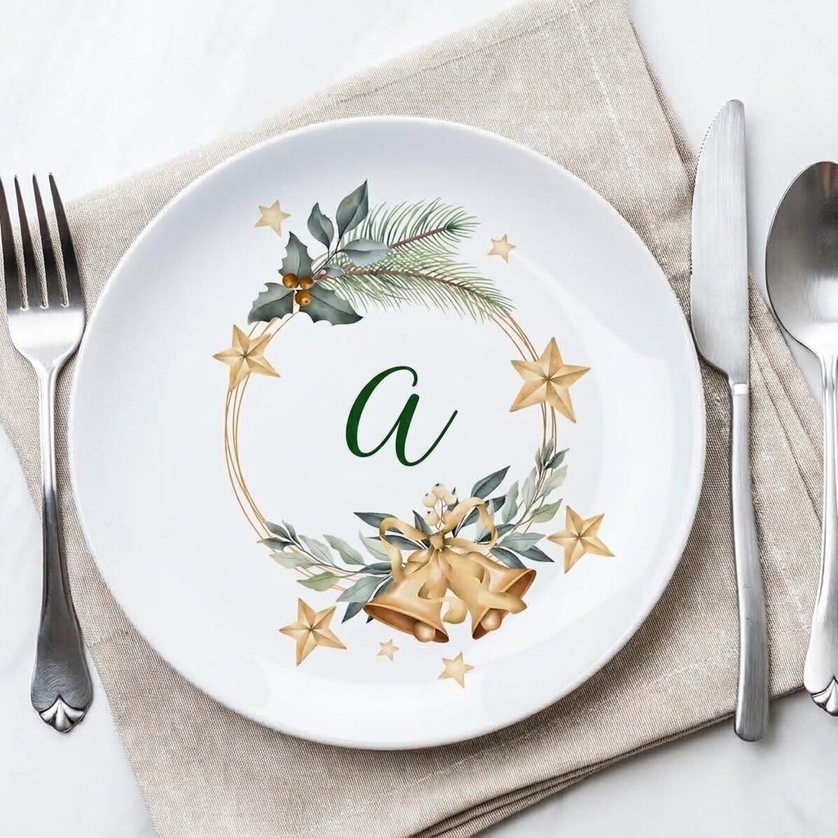 Assiette personnalisée avec une initiale - Golden Christmas Bells