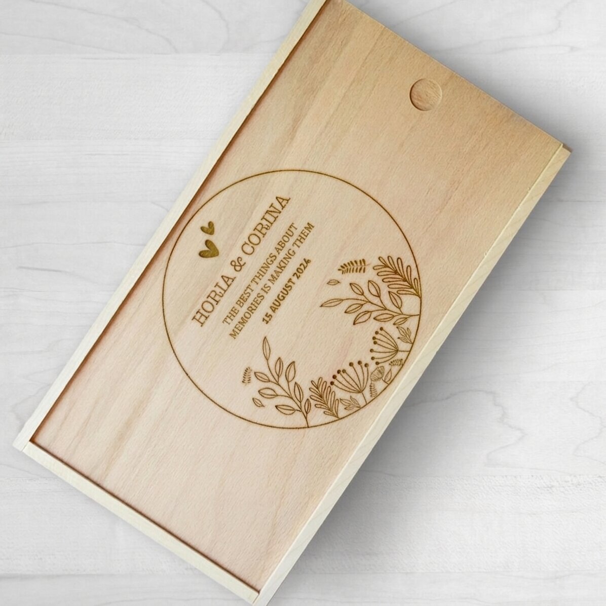 Coffret cadeau personnalisé en bois - Golden memories
