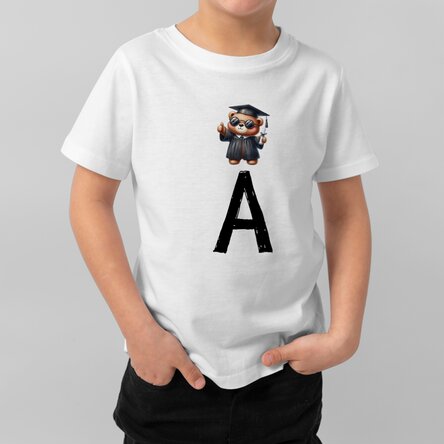 Katoenen T-shirt voor kinderen, gepersonaliseerd met een initiaal - Afgestudeerd beertje
