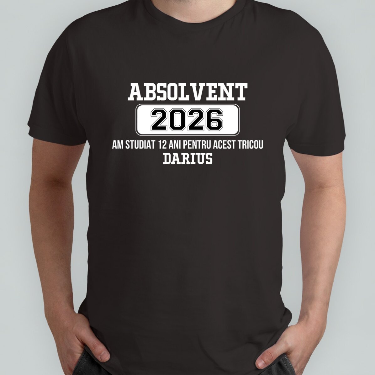 Katoenen T-shirt met gepersonaliseerde tekst - Ik heb 12 jaar gestudeerd
