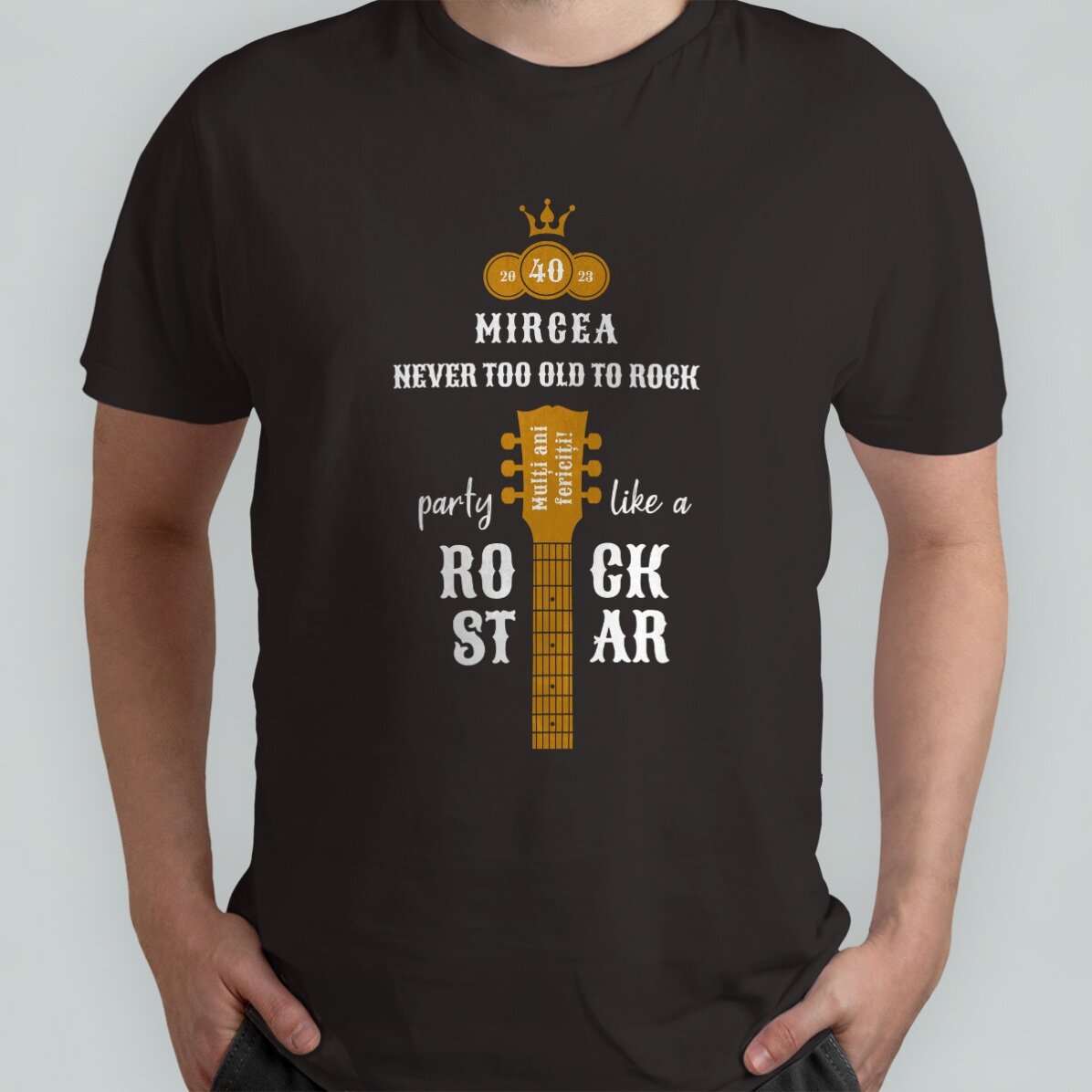 Katoenen T-shirt met gepersonaliseerde tekst - Rockstar