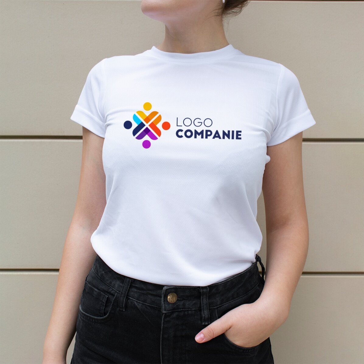 Gepersonaliseerd sportshirt met logo in liggende uitvoering